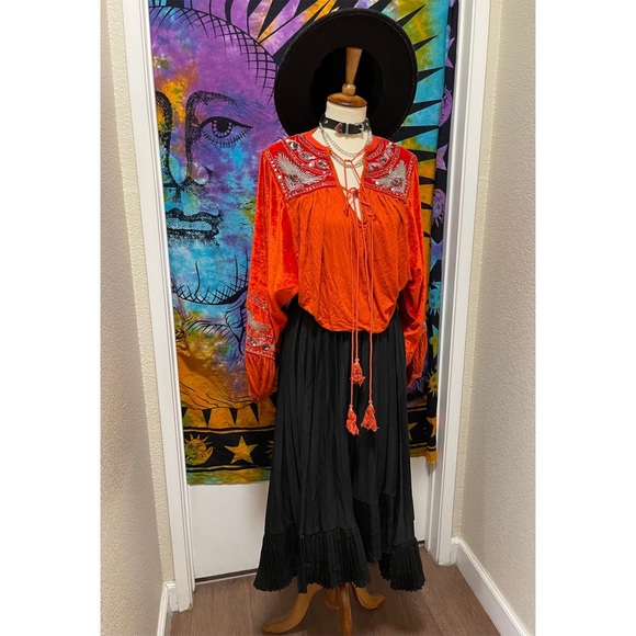 🌈 Lovely FP orange boho velvet top - Picture 14 of 14